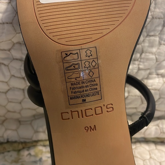 CHICO’S Black strapping sandal with black lucite square heel - Picture 7 of 8